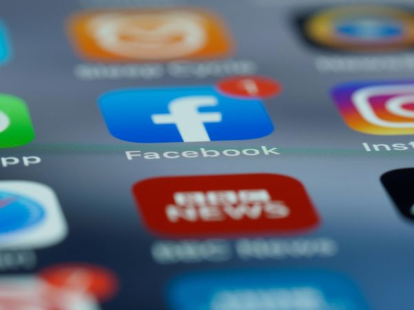 フォロワー購入日本人: 安心で効果的なSNS成長戦略